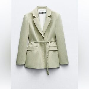 Zara Women's Green Belted Blazer